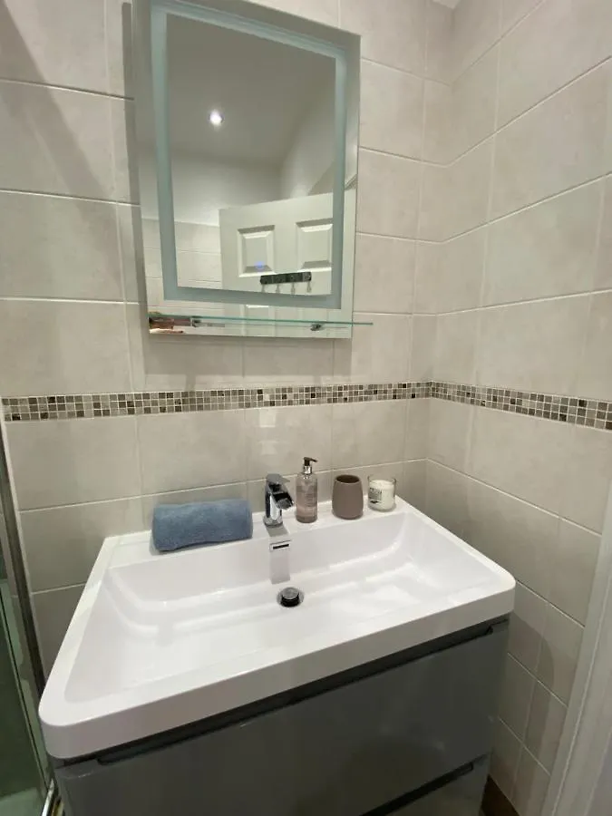 Seaside Rentals Bournemouth Centre - Large 3Br, Wifi, Beach 8 Min Walk